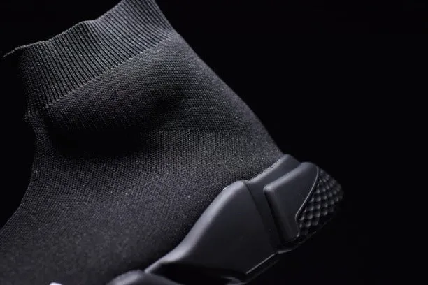 BalenciagaMen's Speed Trainer Mid - Triple Black