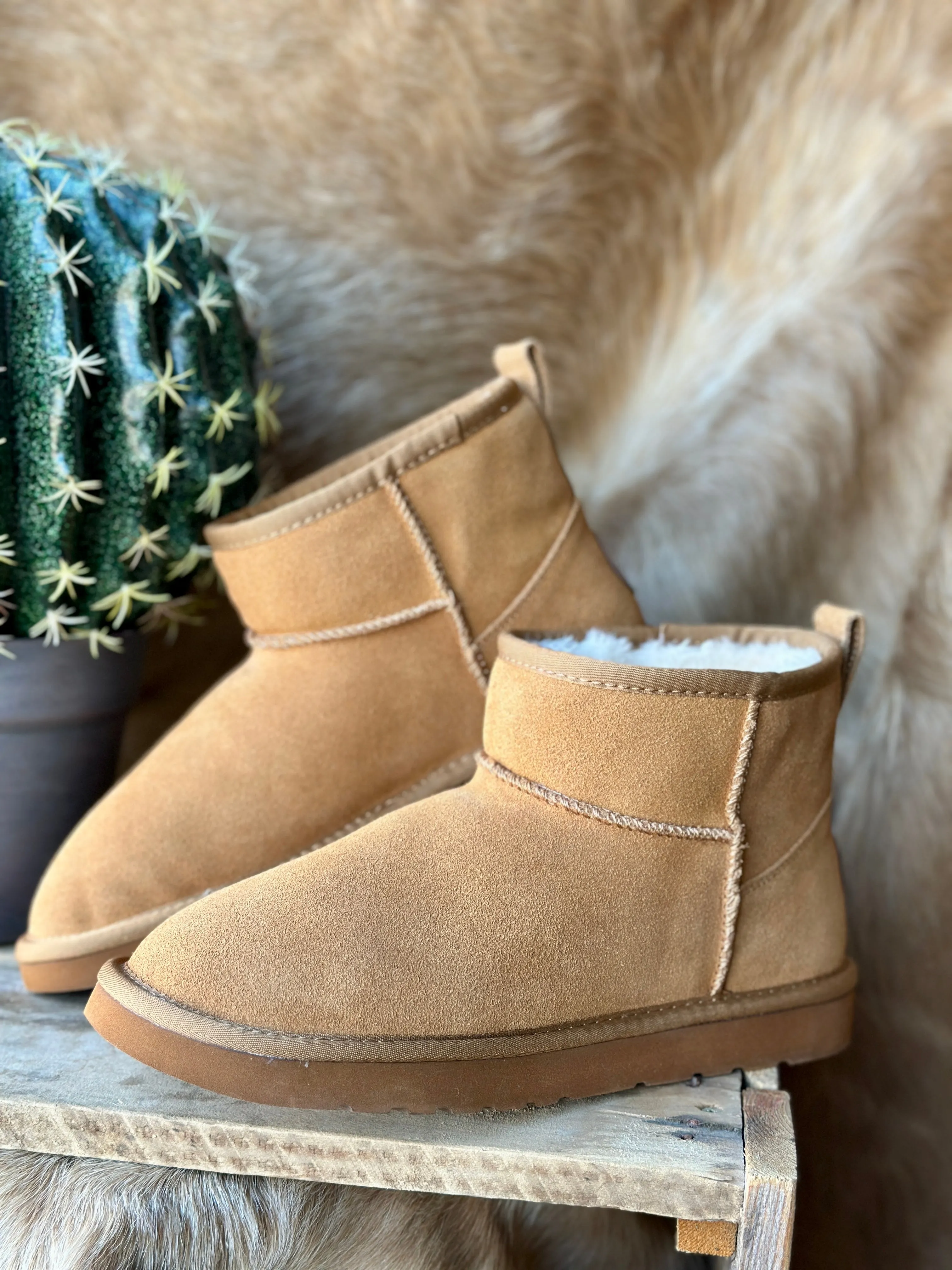 Lamo Kora Moccasin Mini Boots [Chestnut] ✙ON SALE NOW✙