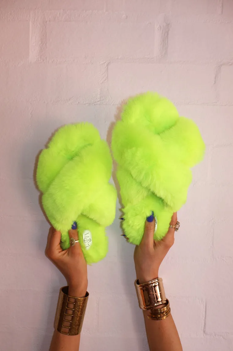 Luinluland X M&A - The Slippers in Neon