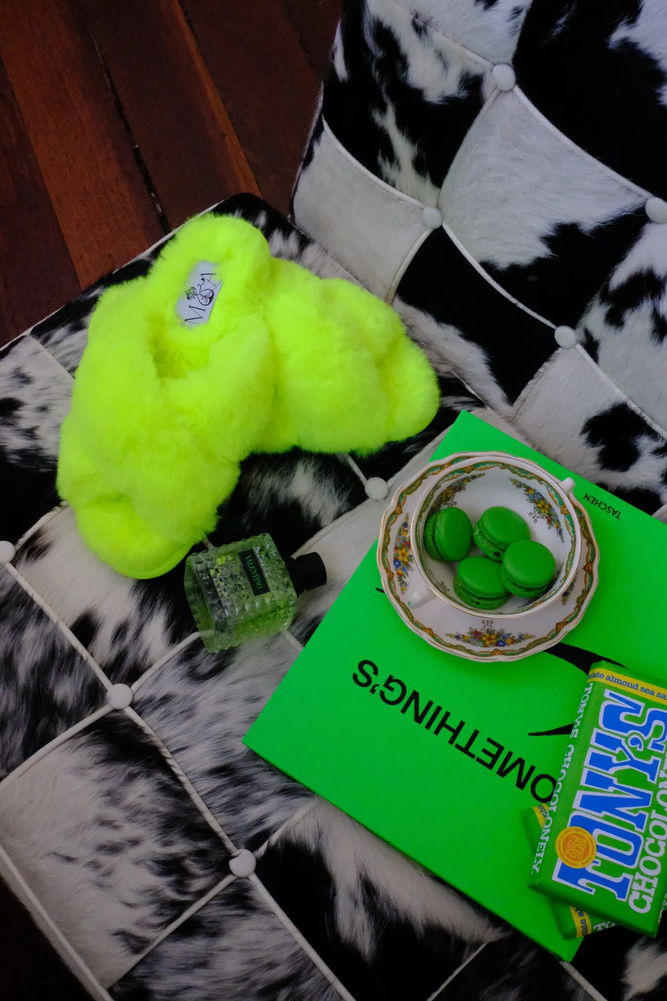 Luinluland X M&A - The Slippers in Neon