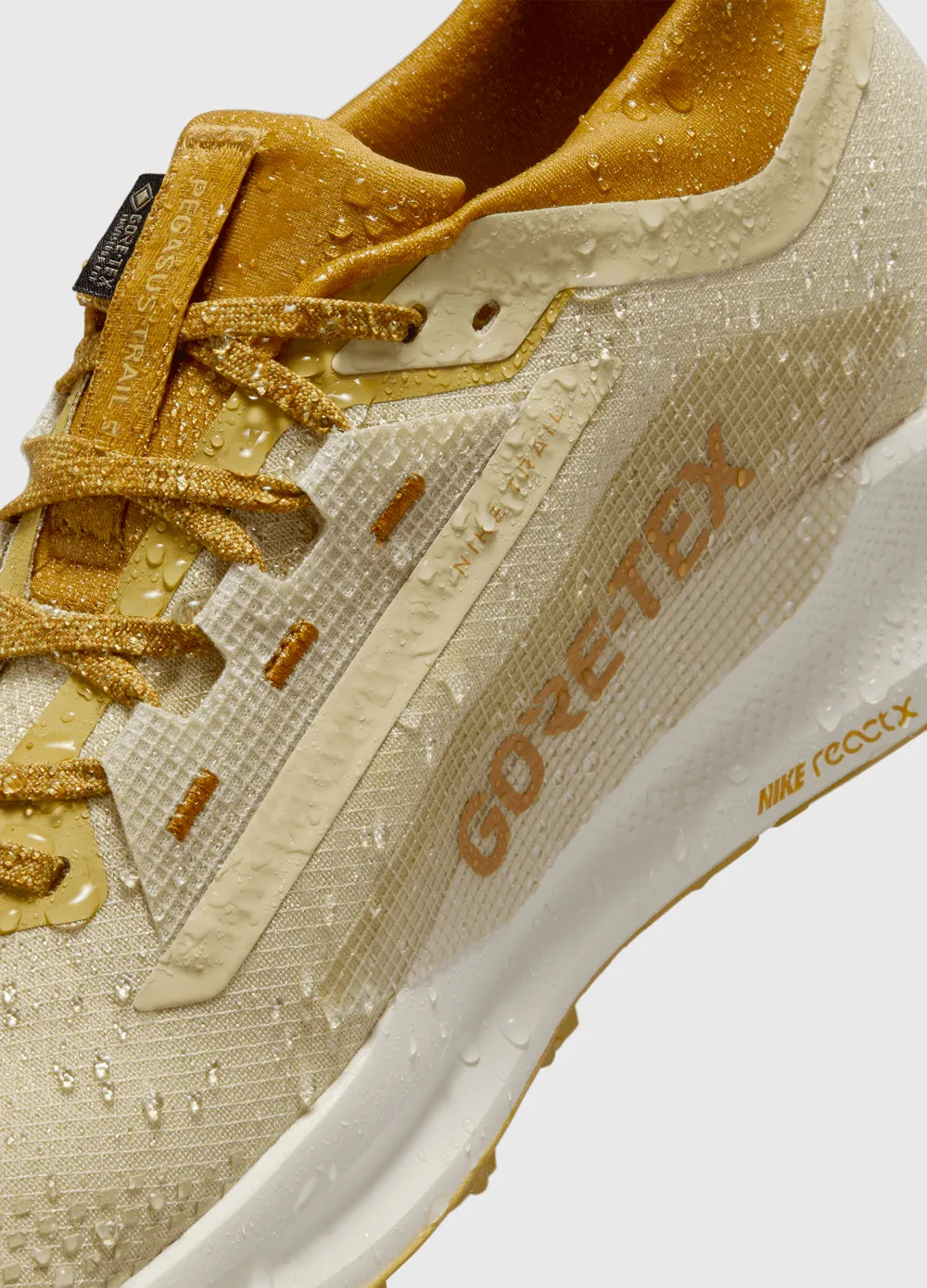 Pegasus Trail 5 GORE-TEX 'Team Gold' Sneakers