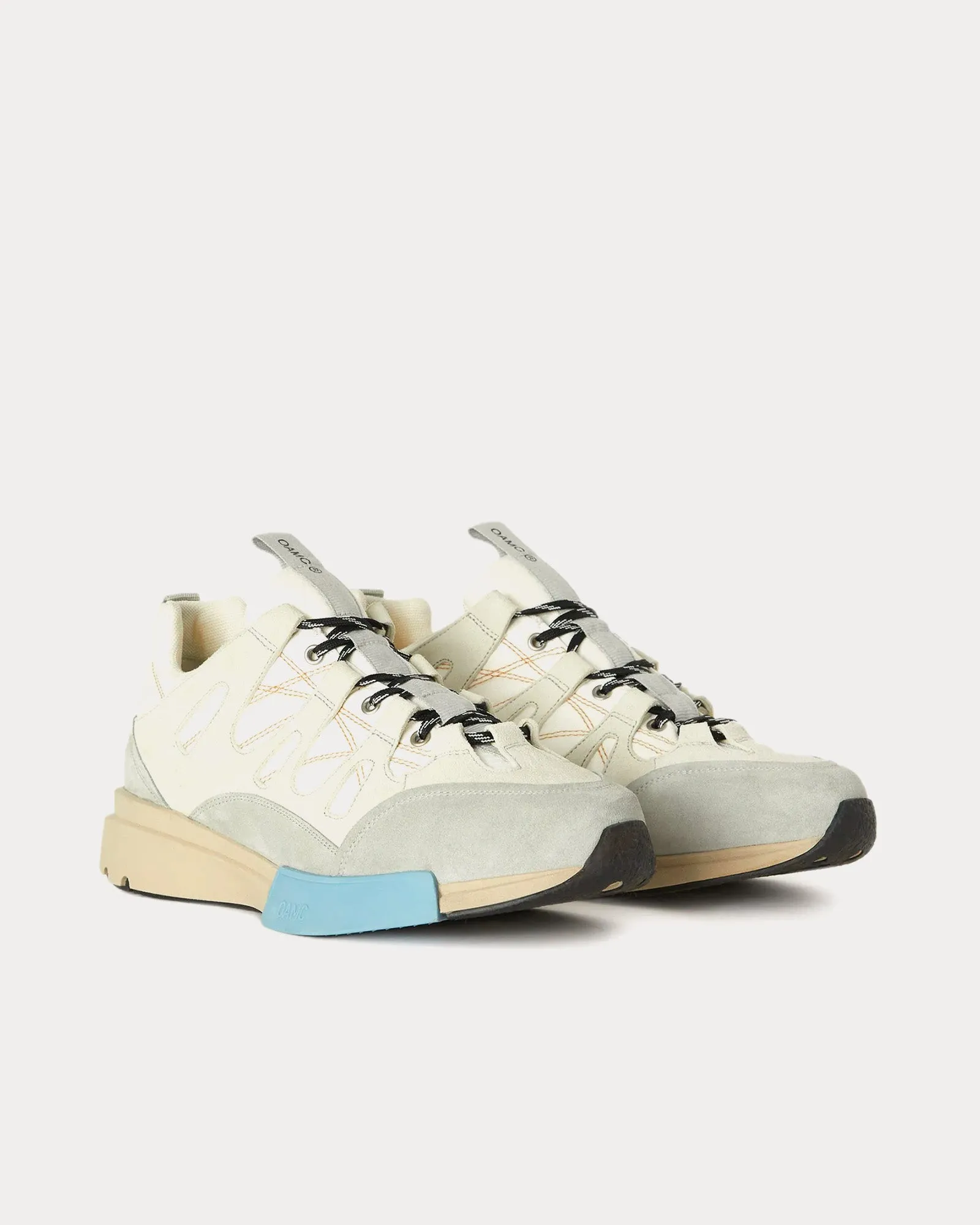 Trail Runner Off-White Low Top Sneakers